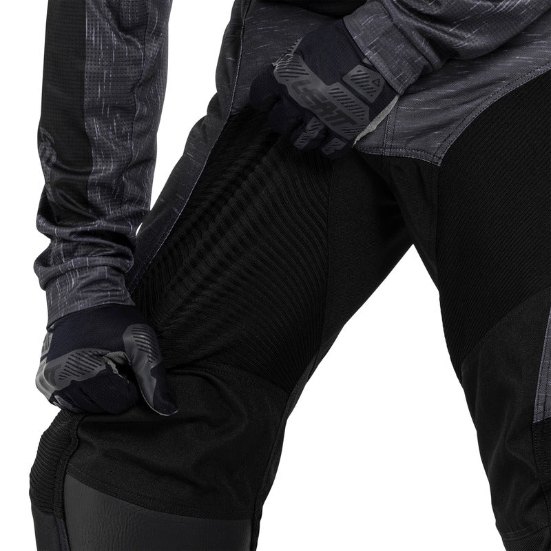 SPODNIE OFFROADOWE LEATT MOTO 3.5 STEALTH BLACK GREY S
